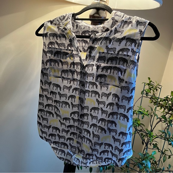 Talbots Zebra Tank Top 💕 🦓 - Picture 2 of 10